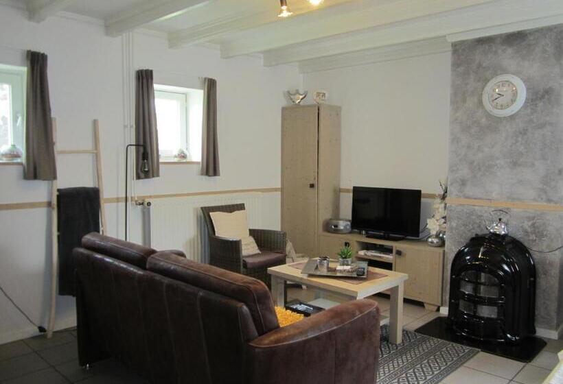 ホテル De Martiene Plats B&b & Appartement