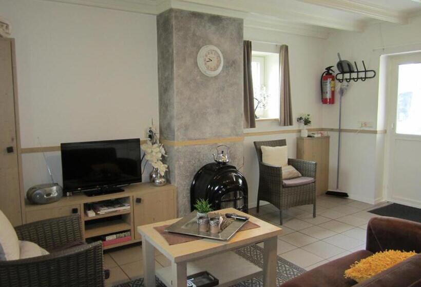 ホテル De Martiene Plats B&b & Appartement