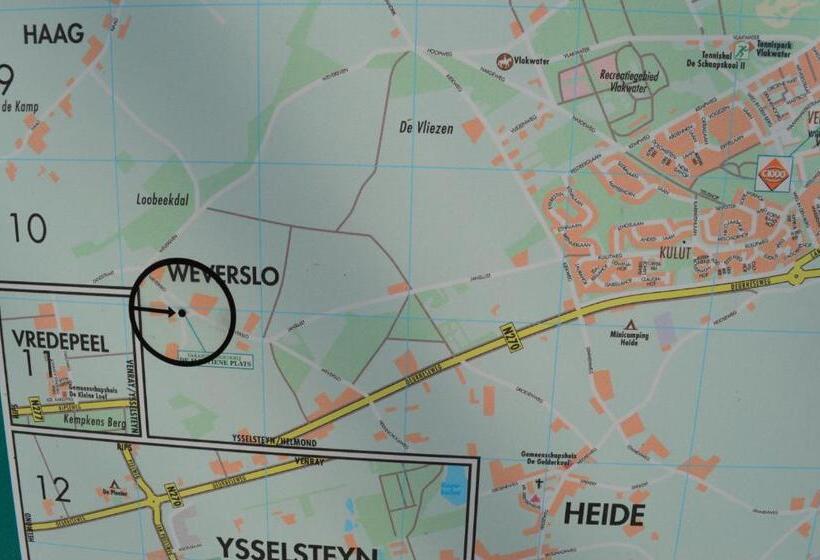 ホテル De Martiene Plats B&b & Appartement