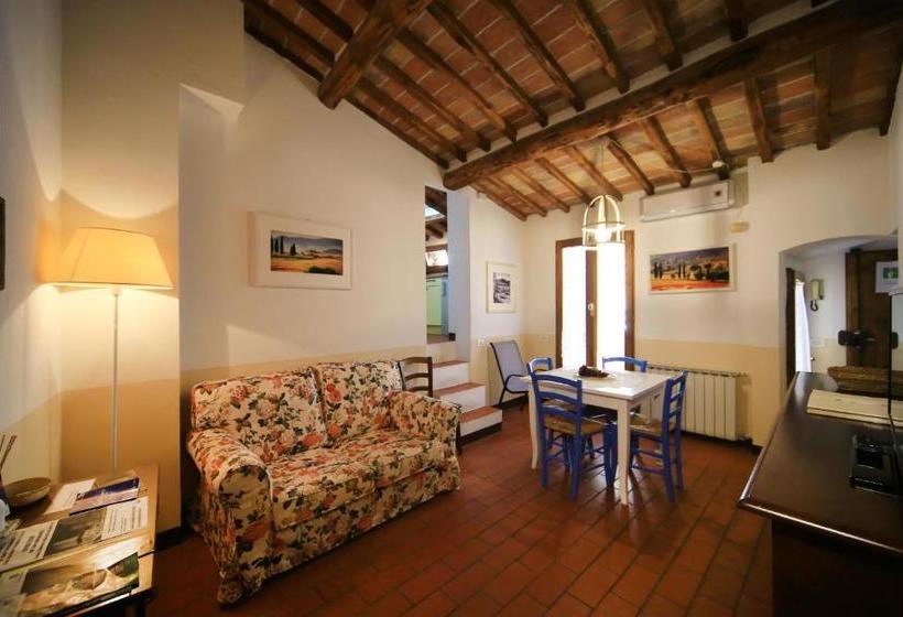 Отель Fabio Apartments San Gimignano