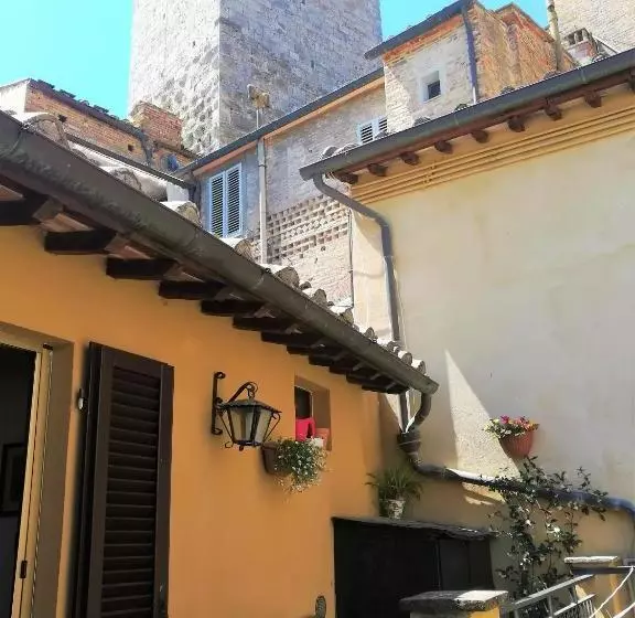 ホテル Fabio Apartments San Gimignano