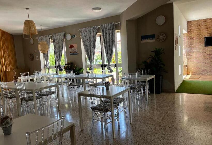 فندق Glemerald Hostel