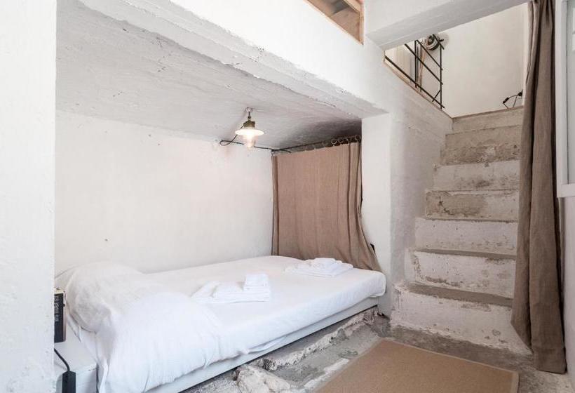 בית מלון כפרי Helloapulia Monopoli Center