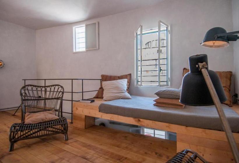 בית מלון כפרי Helloapulia Monopoli Center