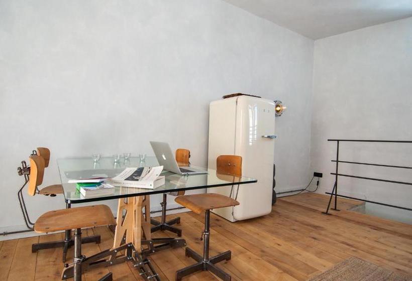 בית מלון כפרי Helloapulia Monopoli Center