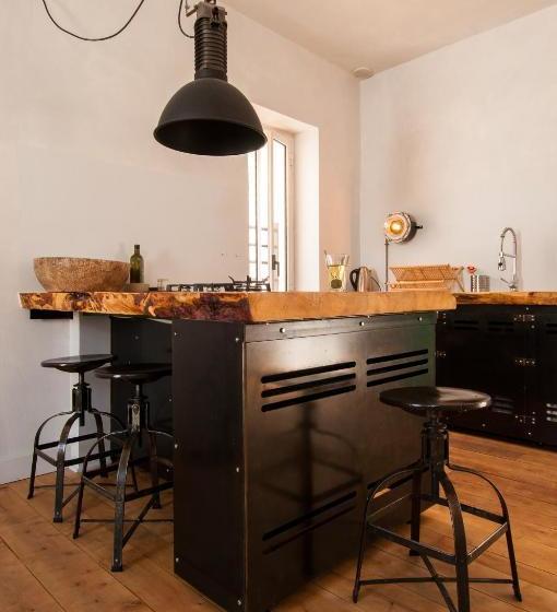 בית מלון כפרי Helloapulia Monopoli Center