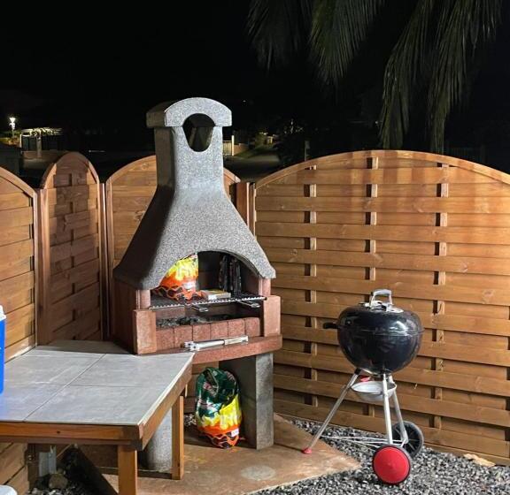 هتل Les Créolines