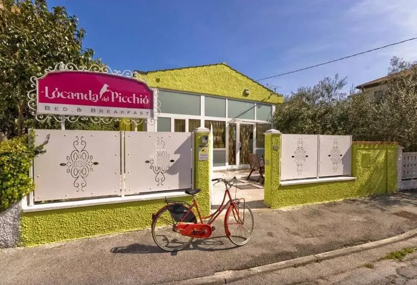هتل Locanda Del Picchio