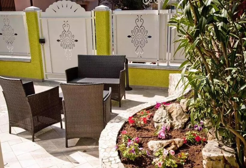 هتل Locanda Del Picchio