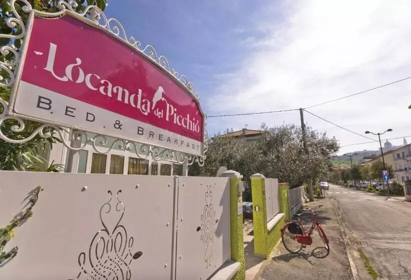 هتل Locanda Del Picchio