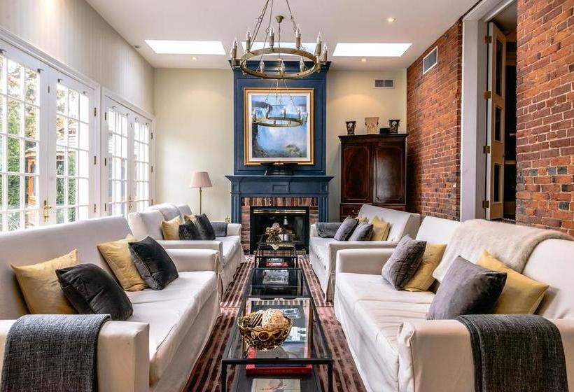 Hotel Post House Inn, Circa 1835