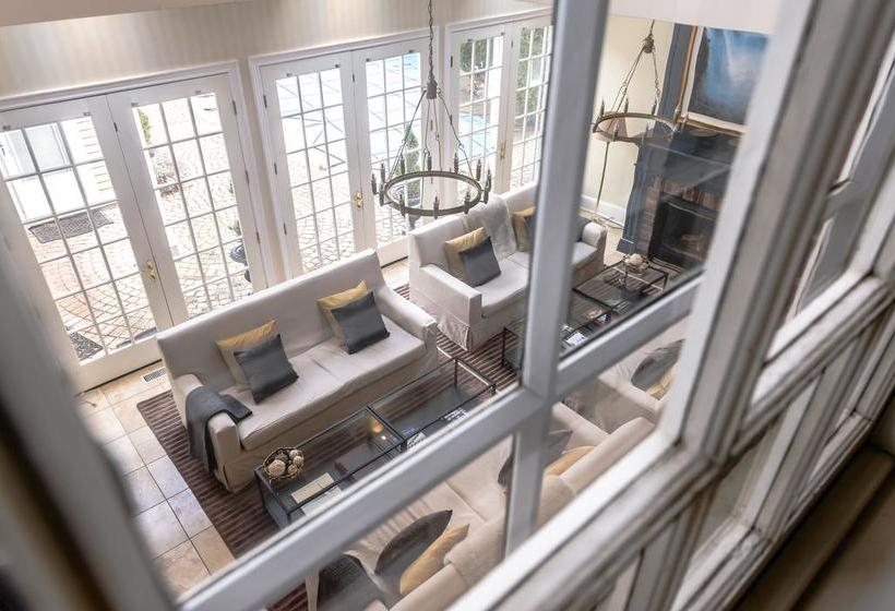 Hotel Post House Inn, Circa 1835