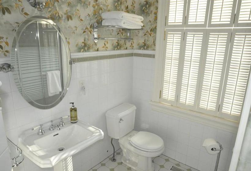 בית מלון כפרי Post House Inn, Circa 1835