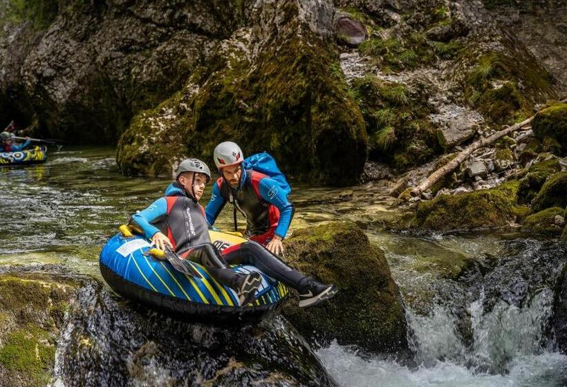 בית מלון כפרי Acherl
