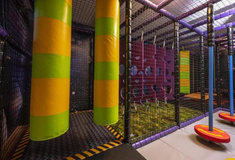 בית מלון כפרי Acherl