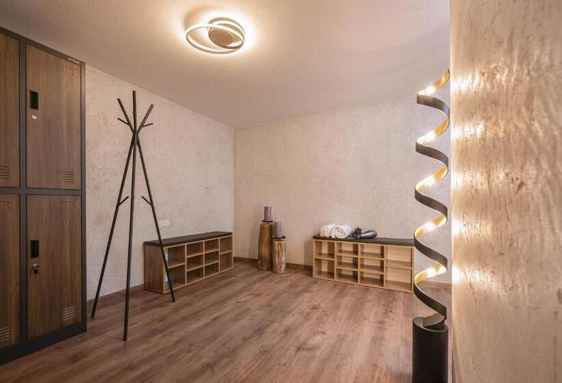 בית מלון כפרי Acherl