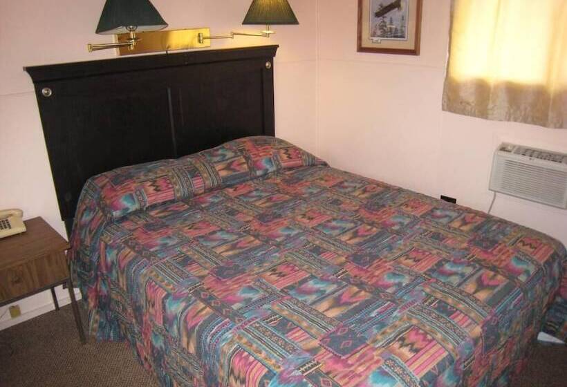 בית מלון כפרי The Ol  Frontier