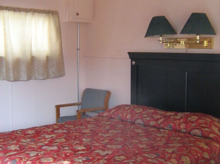 בית מלון כפרי The Ol  Frontier