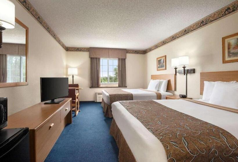 酒店 Travelodge By Wyndham Fort Scott