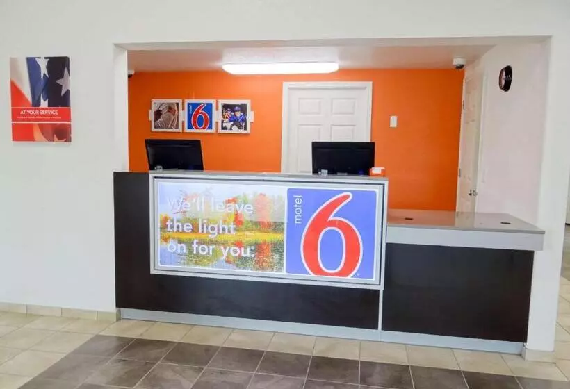 Motel 6 Erie, Pa