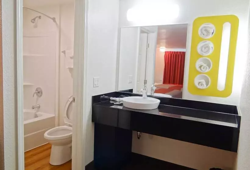 Motel 6 Erie, Pa