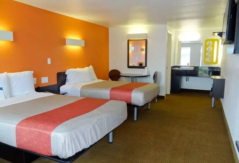 Motel 6 Erie, Pa