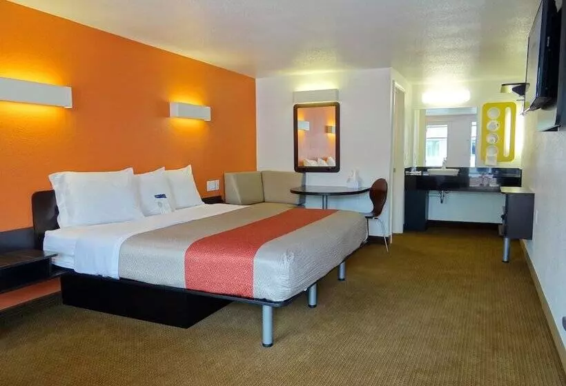 Motel 6 Erie, Pa