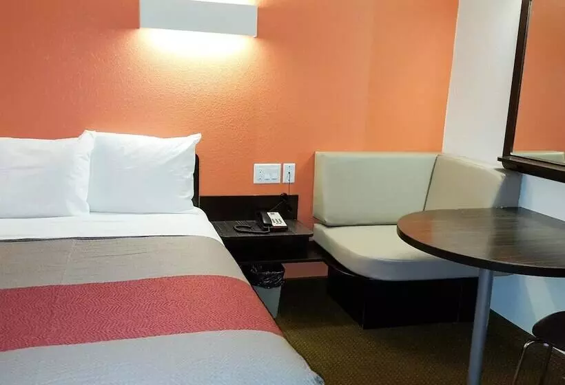 Motel 6 Erie, Pa