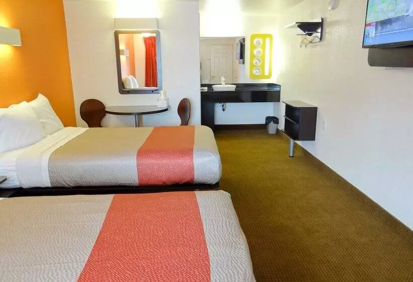 Motel 6 Erie, Pa
