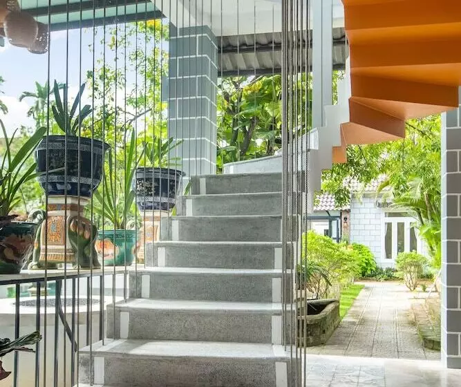 پانسیون Mr Tho Garden Villas