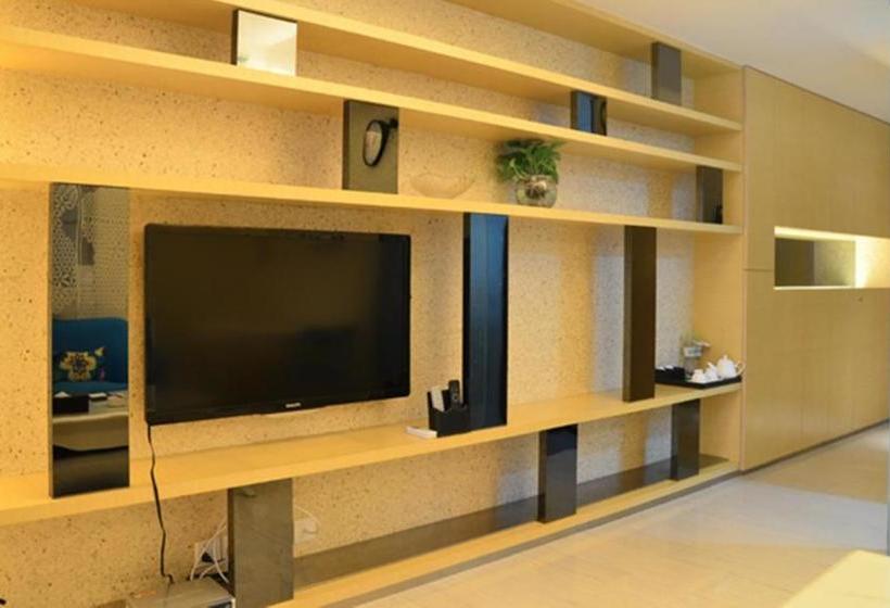 Отель Chengdu Tujia Vacation Rentals Ludao International Community