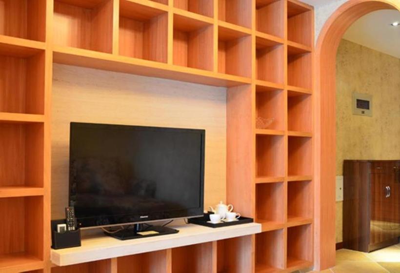 Отель Chengdu Tujia Vacation Rentals Ludao International Community