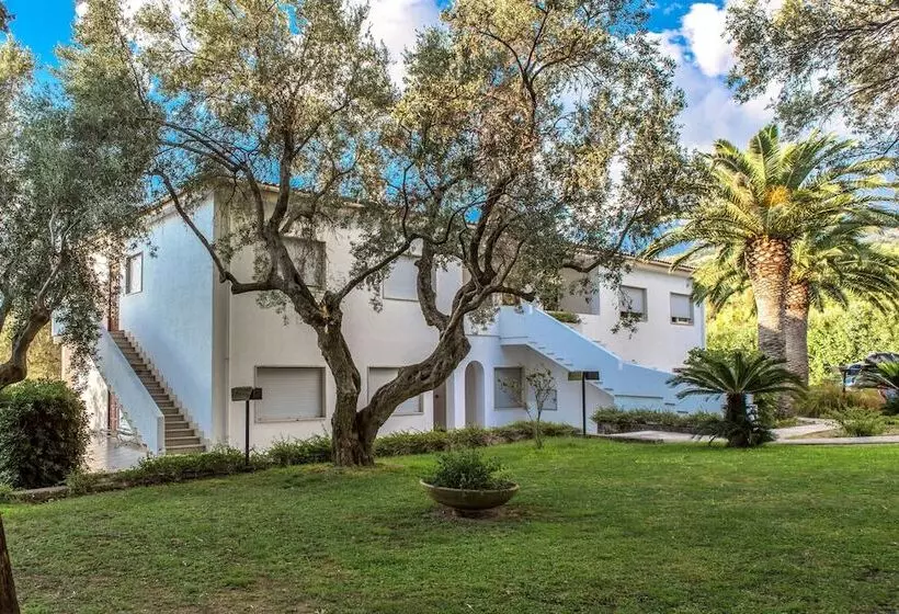 ホテル Club Residence La Castellana