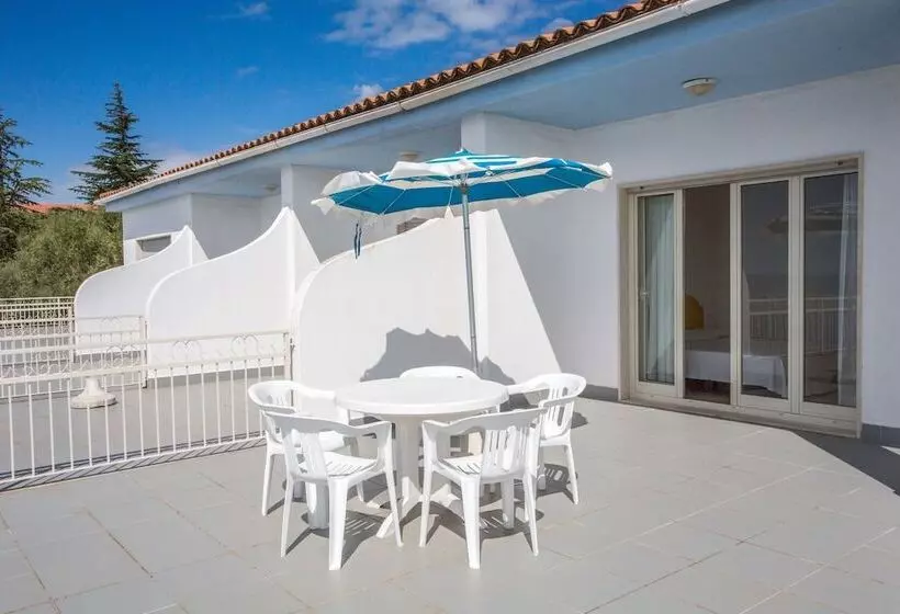 ホテル Club Residence La Castellana
