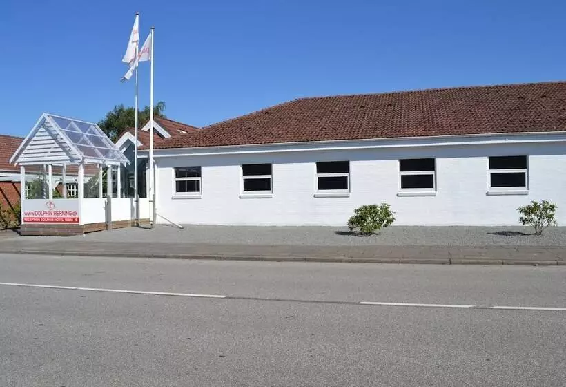 Dolphin Hotel Annex