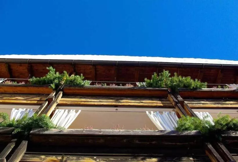 ホテル Gasthof Krone