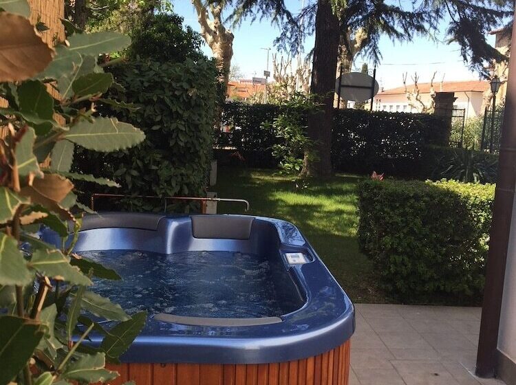 فندق Villa Della Certosa