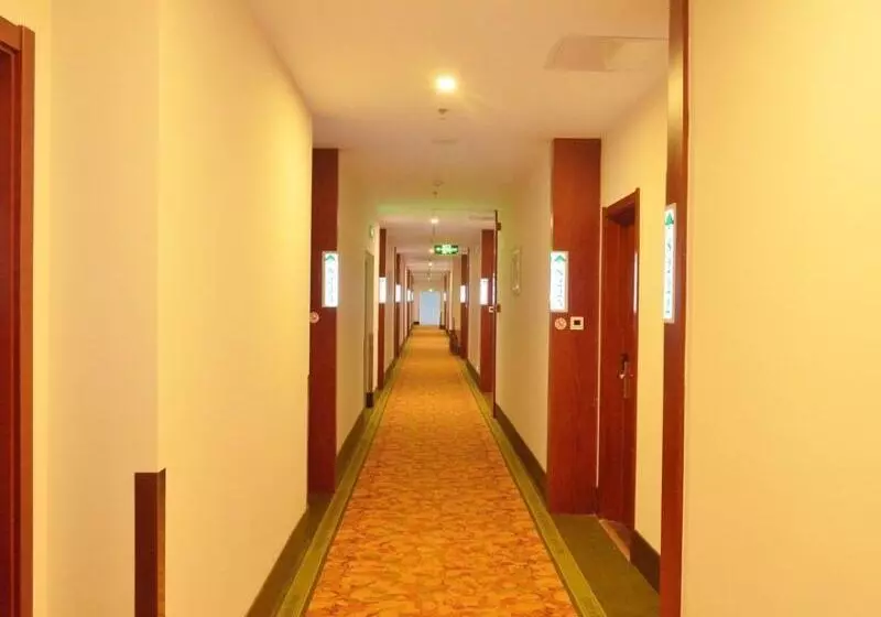 ホテル Greentree Inn Shandong Qingdao Jiaozhou Bus Terminal Station Hai Er Avenue Express