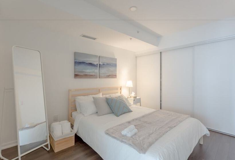 Aoc Suites Luxury Condo City View