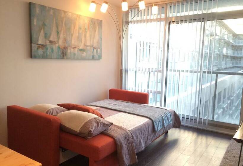 Aoc Suites Luxury Condo City View