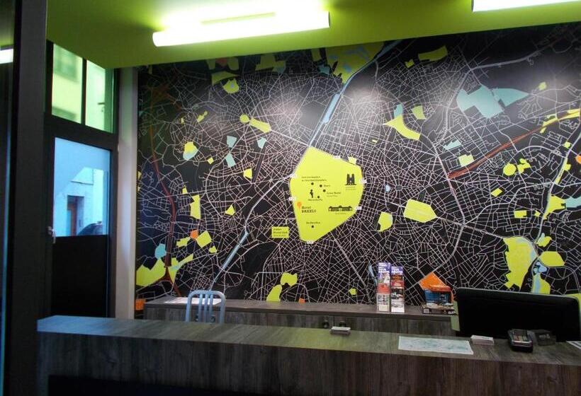 هتل Brxxl 5 City Centre Hostel