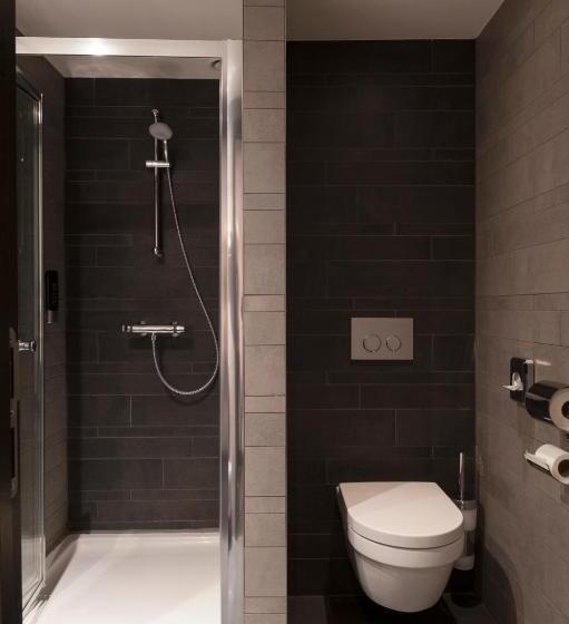 هتل Brxxl 5 City Centre Hostel