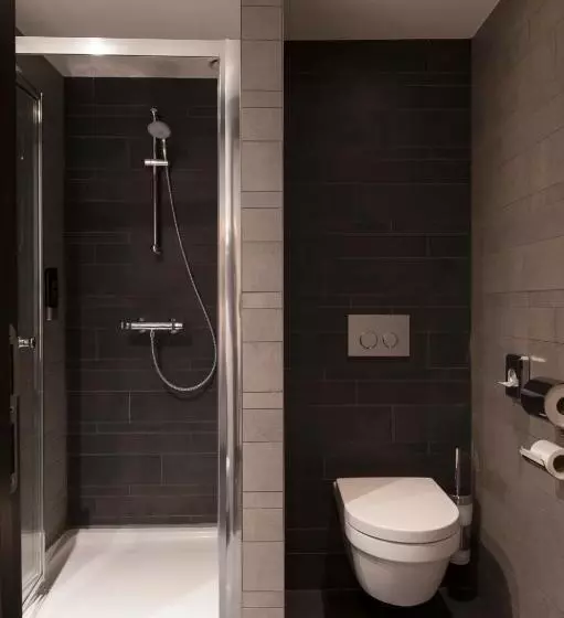 هتل Brxxl 5 City Centre Hostel