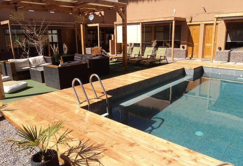 فندق Es Pueblo De Tierra