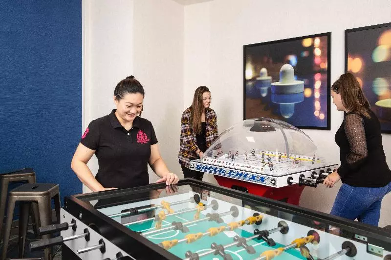 ホテル Holiday Inn Express & Suites   West Edmonton Mall Area, An Ihg