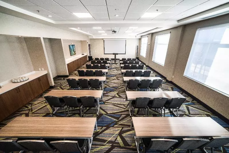 ホテル Holiday Inn Express & Suites   West Edmonton Mall Area, An Ihg