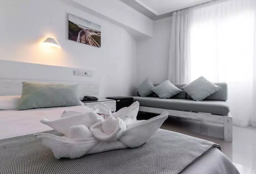 هتل Hostal Bellavista Formentera