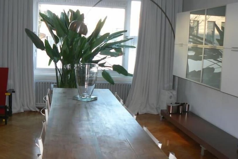 فندق Residentie Continental