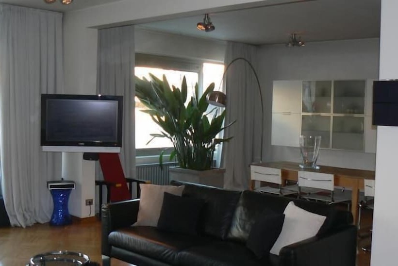 فندق Residentie Continental