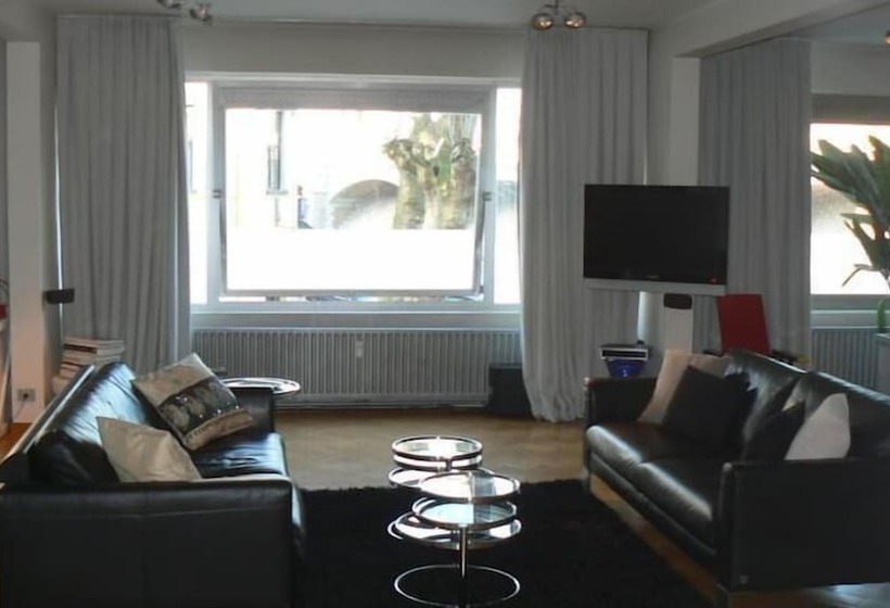 فندق Residentie Continental